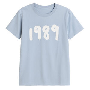 1989 Shirt Mens Small Light Blue Graphic Tee Casual Short Sleeve Crew Retro Tee